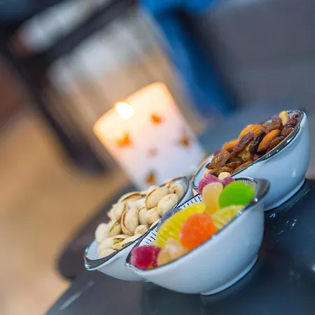 Iris アパート モスタル